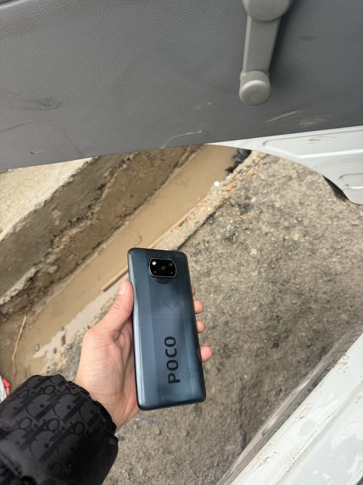 POCO x3 pro sotiladi