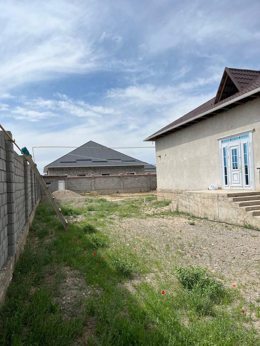 Жана уй сатылады
