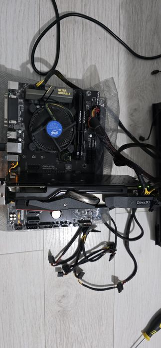 Componente PC: Placa baza, RAM, Procesor  + Placa video