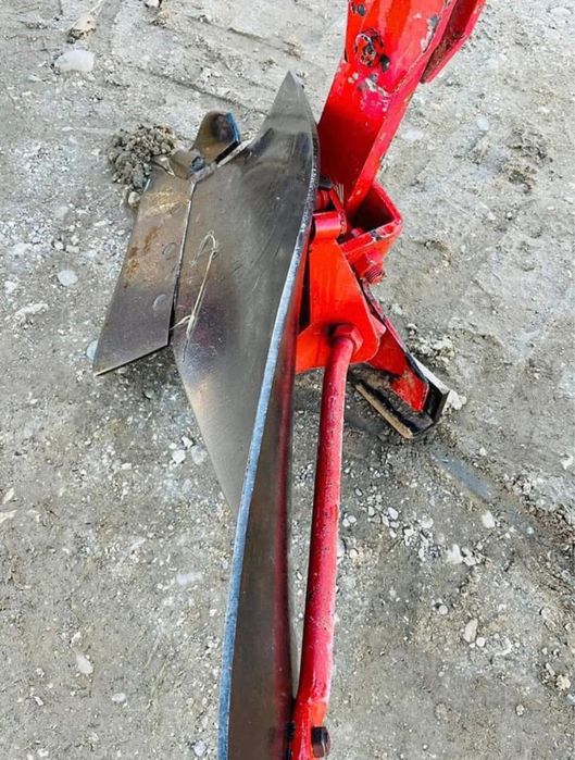 Plug reversibil 4 brazde  Gregoire Besson