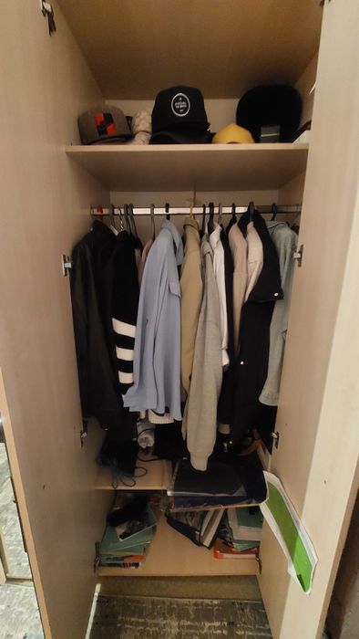 Продам шкаф в спальню