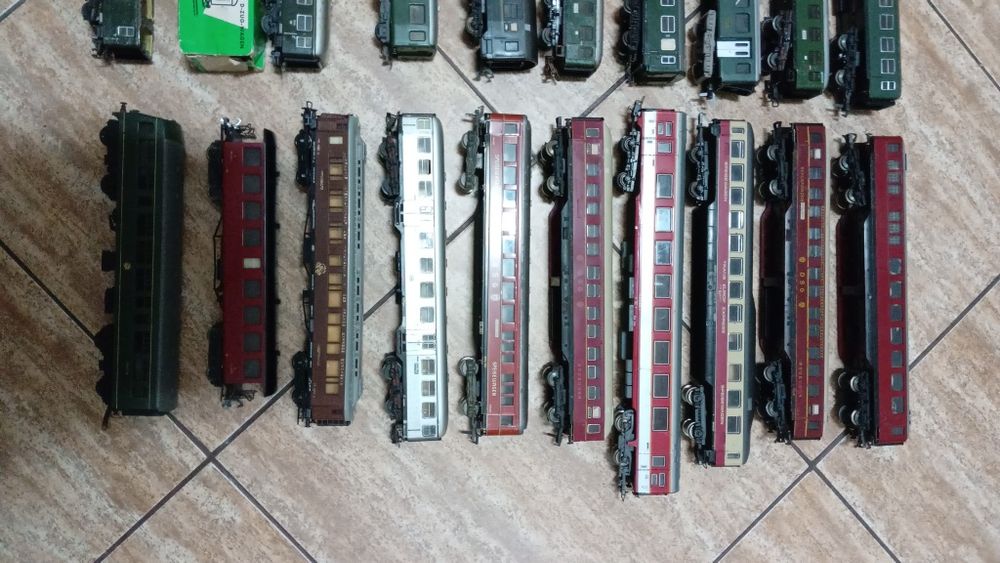 Vagoane calatori trenulet electric scara HO