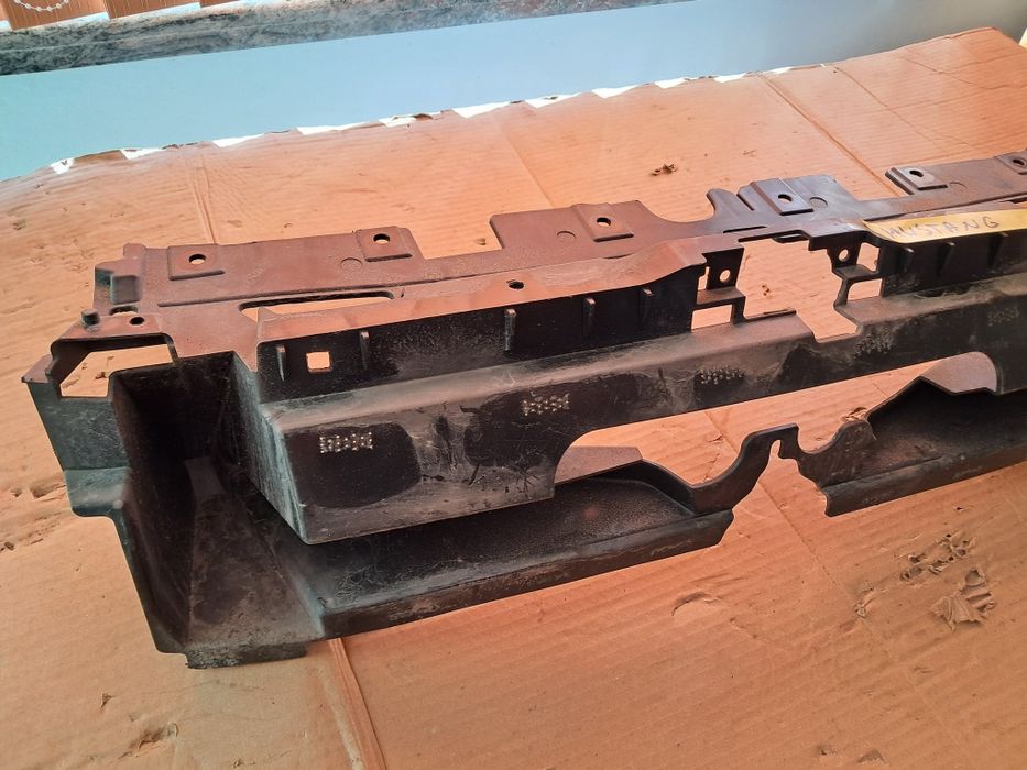 Грил решетка радиатор Ford Mustang