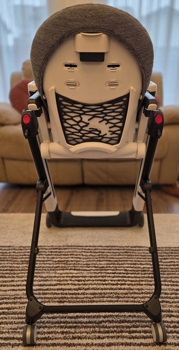 Scaun masă Peg Perego Siesta Follow Me 2în1 – ca nou, foarte elegant