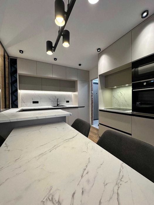 Дава се под наем Двустаен апартамент в София, Център - 65 кв.м за 850 € - Снимка #7