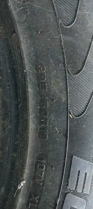 Продам резину на 18