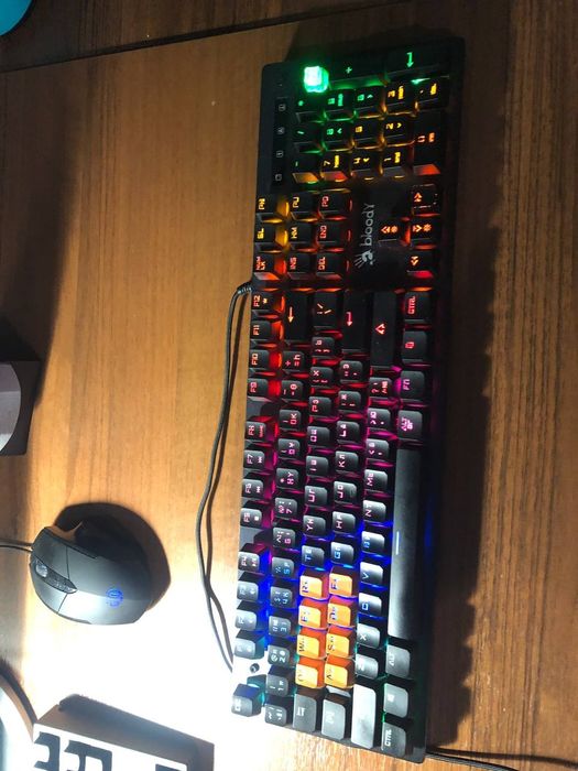 Клавиатура с подсветкой