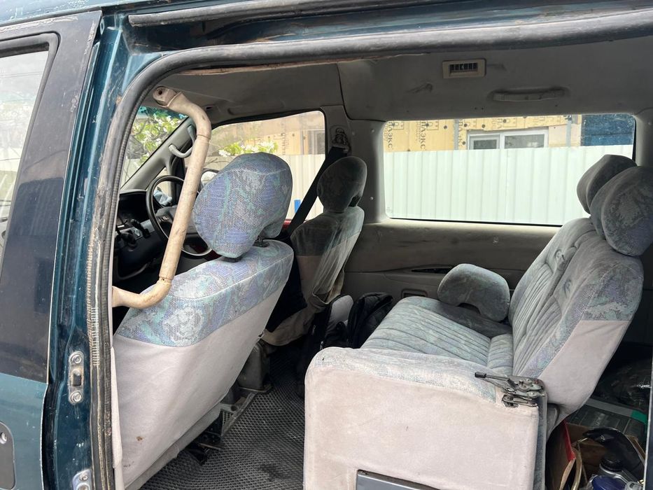 Мицубиси Делика Булка