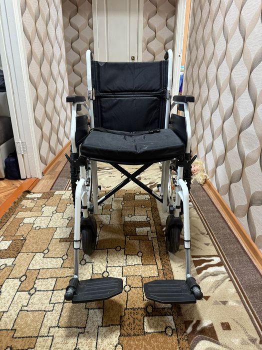 Инвалидная коляска б/у