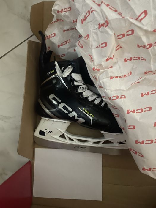 Коньки CCM XF 80 (regul) 9.5