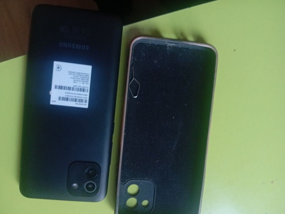 Продам galaxy A03 samsung. Тянет игры
