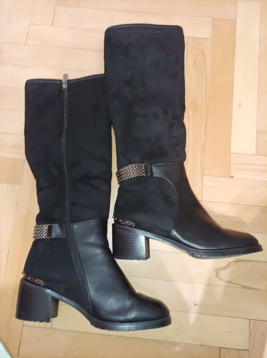 Дамски ботуши с велур