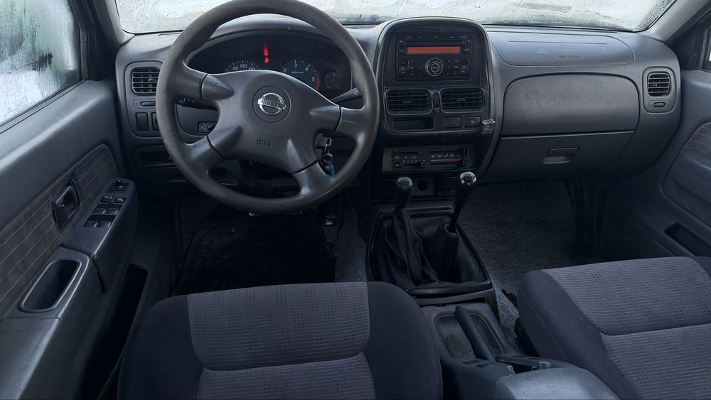 Nissan Navara  D22 Np300 4x4 2011 2.5 inmatriculat impecabil