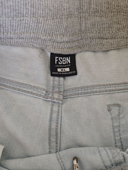 Джинсы дранки 50 -52 размер