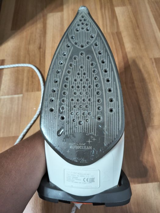 Fier de calcat Tefal