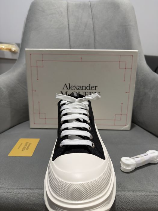 Alexander mqueen slick black