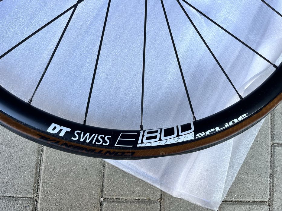 Капли DT Swiss E1800 Spline Ratchet LN с гуми Continental GP 5000