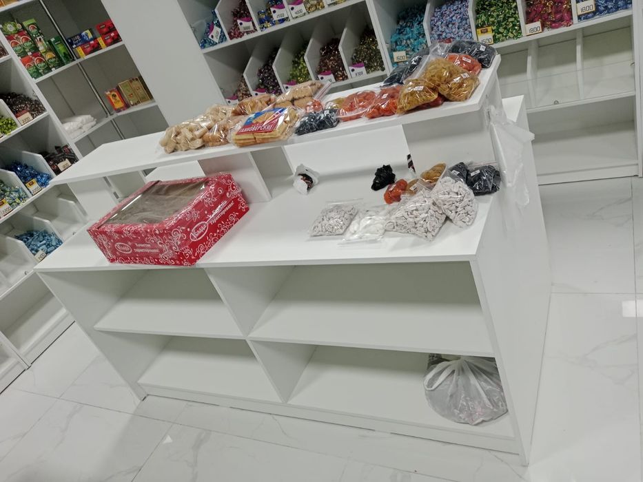 Продам мебель для конфет