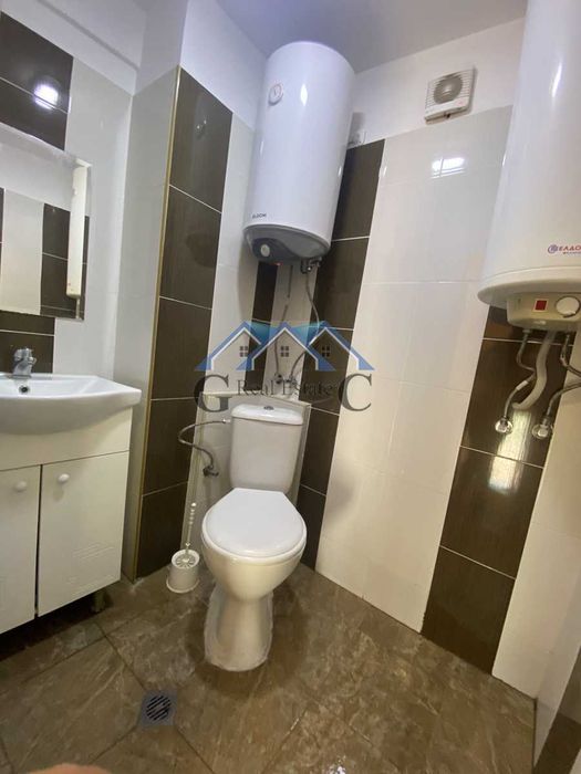 Продава се Къща в Варна, Трошево - 412 кв.м за 981 €/кв.м - Снимка #15