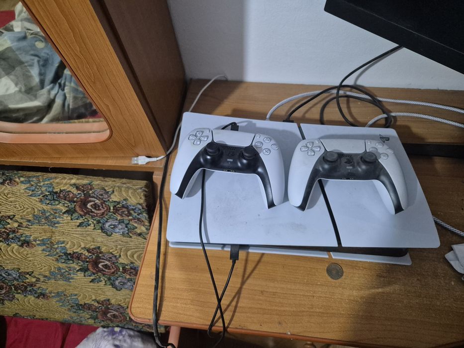 Playstation 5 de vanzare.