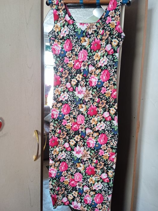 Продам женскую одежду