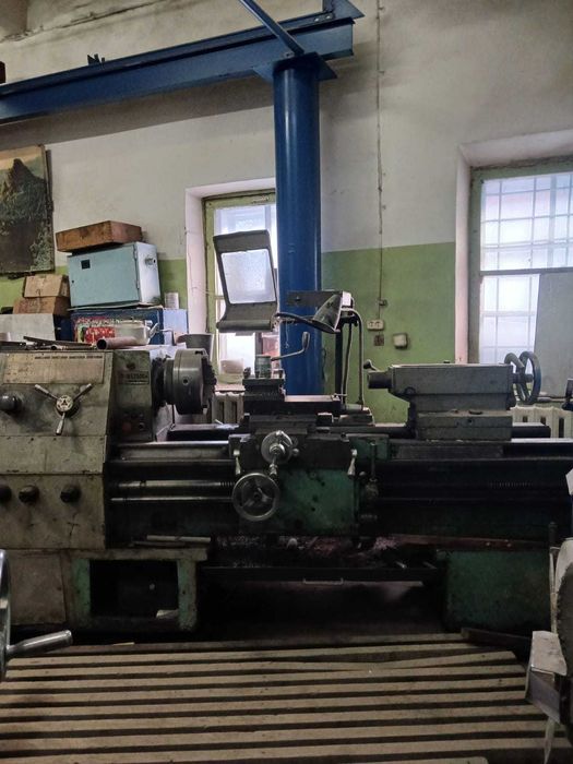 Продам станок токарный консольный 6Н81