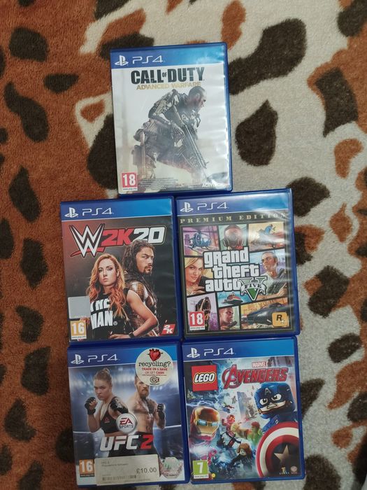 Vând Jocuri PS 4