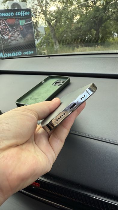 Продам iPhone 13 Pro 256 ГБ