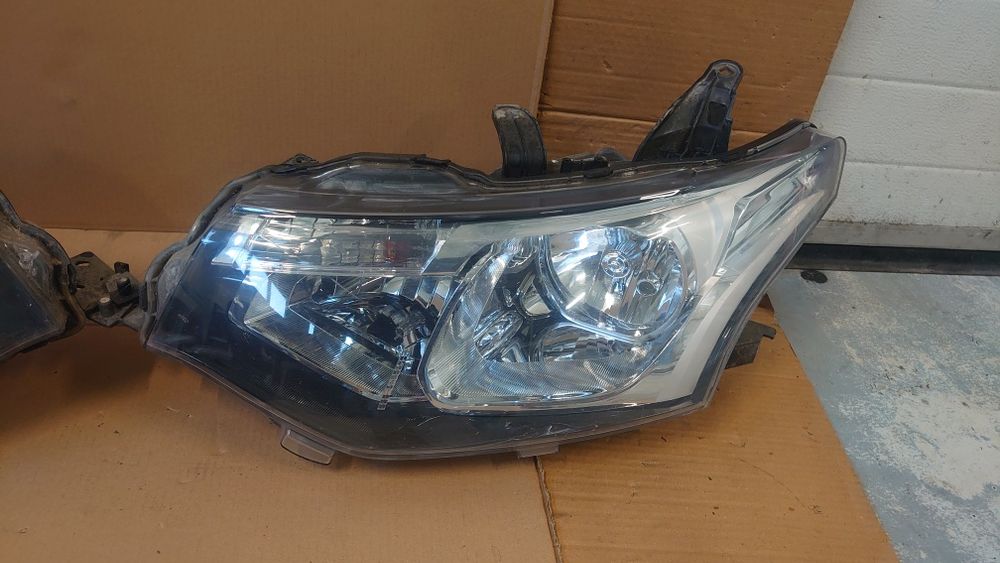 Faruri Mitsubishi Outlander 2014