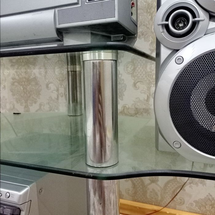 ЛЖ Флатрон  телевизор, Самсунг  музик сент, паставка ойна аргинал Ҳамм