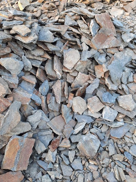 Piatră de Pavat și Placat