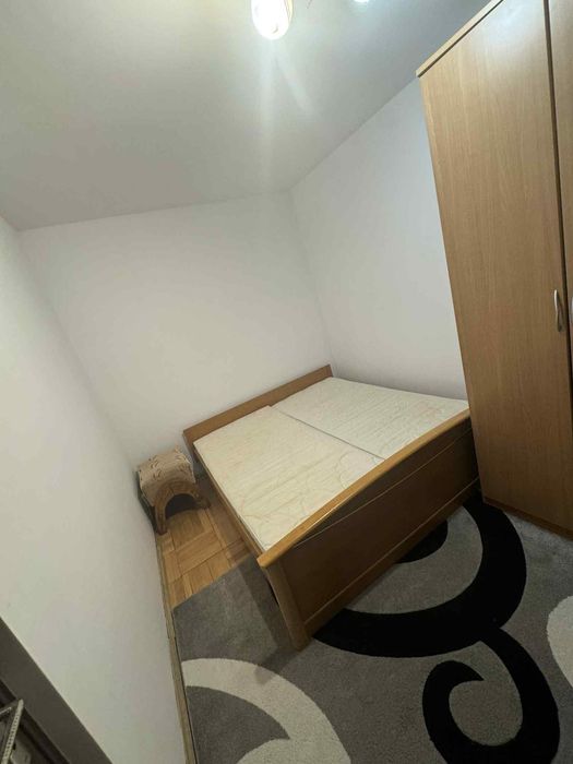 Apartament de închiriat