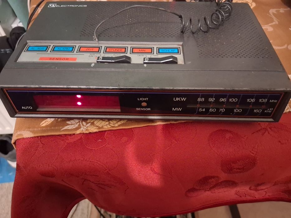 Radio nemtesc ukw/mw - Electronics Radiowecker 8W , sunet tare