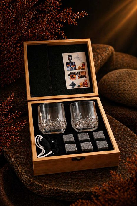 Set pahare whisky cu pietre de răcire în cutie din lemn – nou, cadou elegant