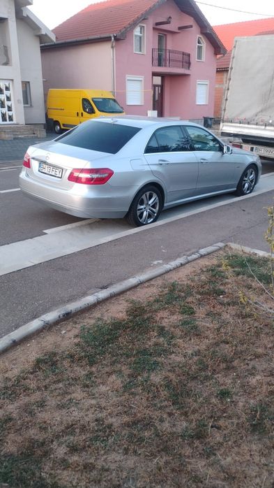 Mercedes-Benz E220 CDI, Avantgarde