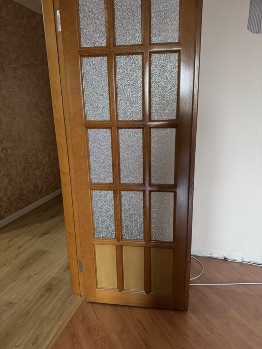 Двери деревянные