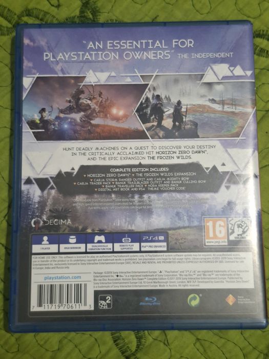 Vând Horizon Zero Dawn PS4