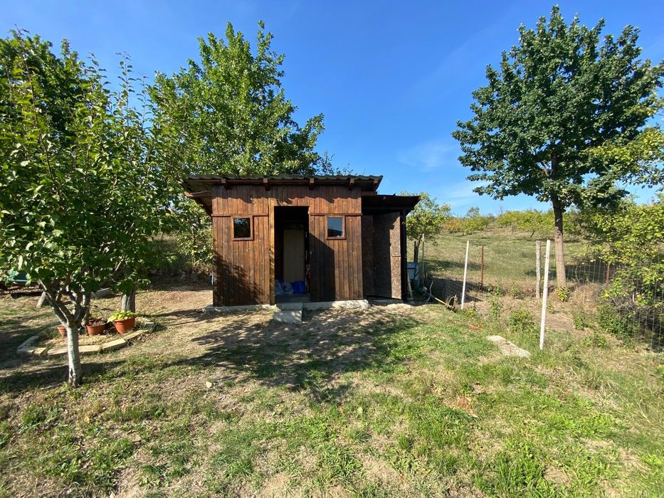Vând teren  intravilan 772 mp, Golești, Vâlcea