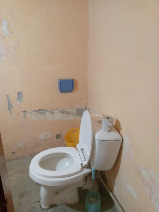 Ҳовли, участок 5 хона. Сотилади.