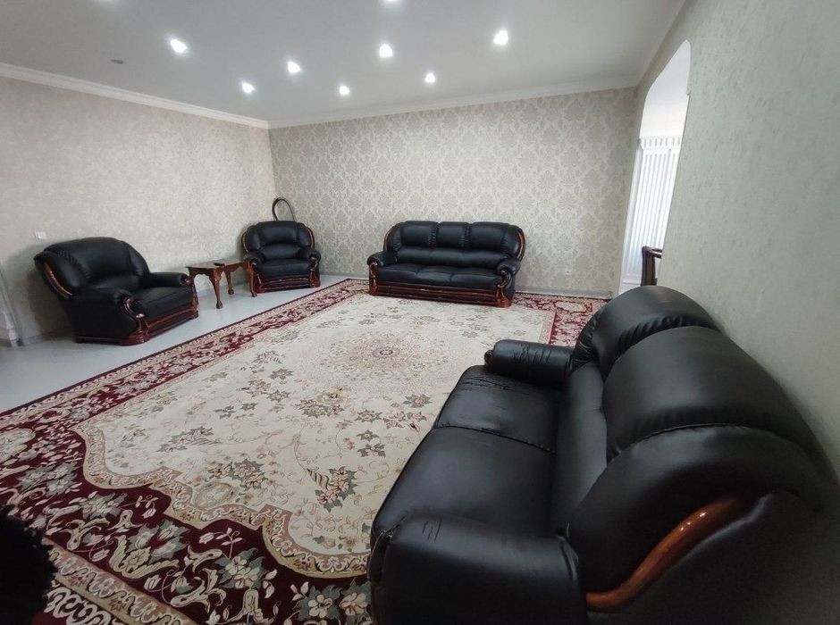 Arenda hamma sharoitlari bilan oilaga juda qulay uy