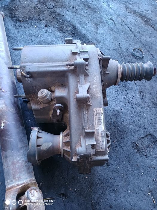 Раздатъчна кутия за Jeep Cherokee SUV III (09.2001 - 01.2008) 2.5 CRD