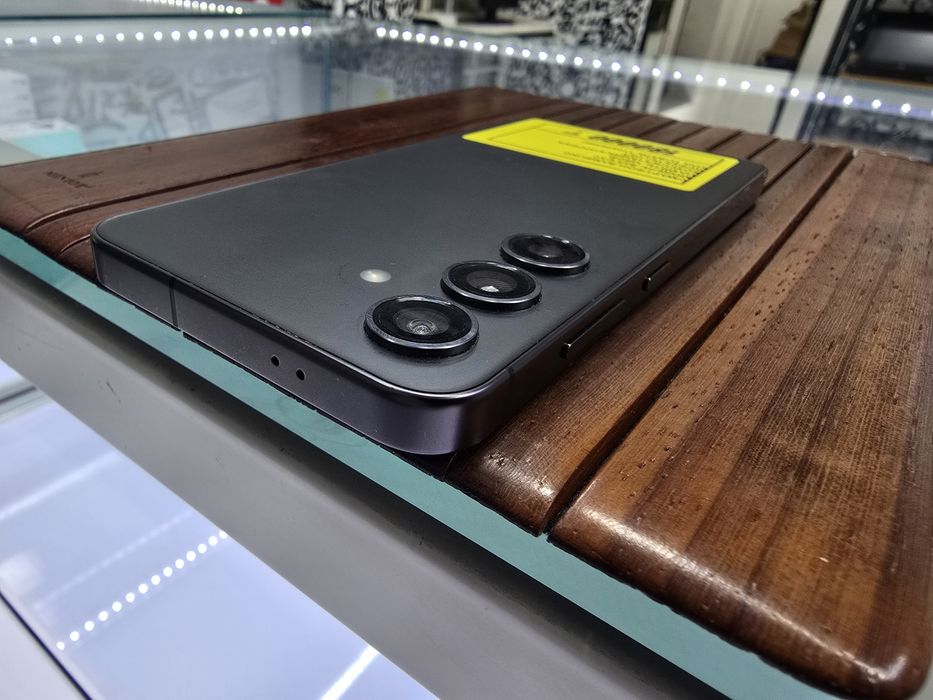 Samsung S24 8/128gb EAC Магазин Реал