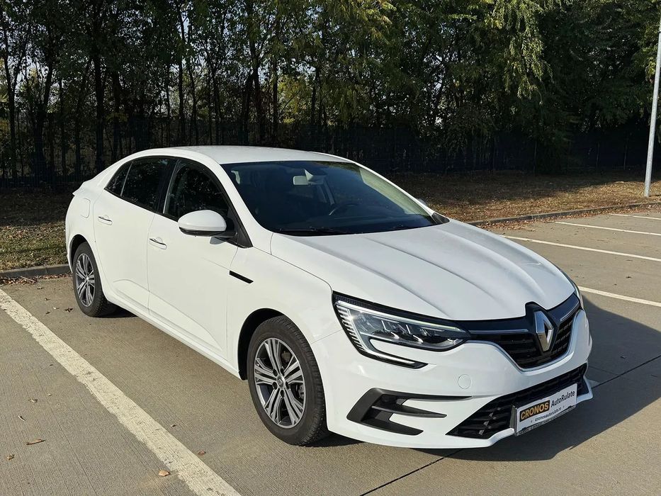 RENAULT Megane 2022 — imagine 4