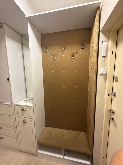 Гардероб в прихожую