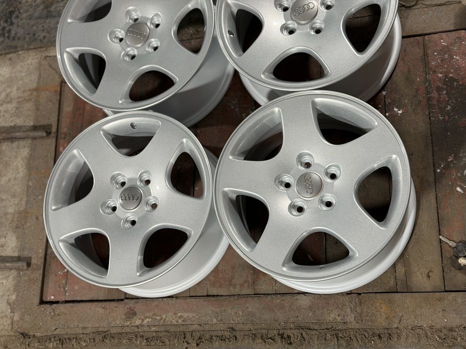 Литые Диски R16 Audi original