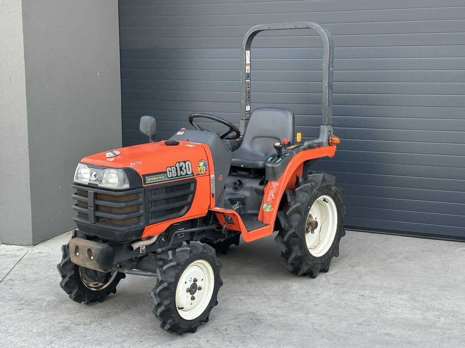 Tractor Japonez Kubota GB130, 13CP, 4X4 cu freza de sol