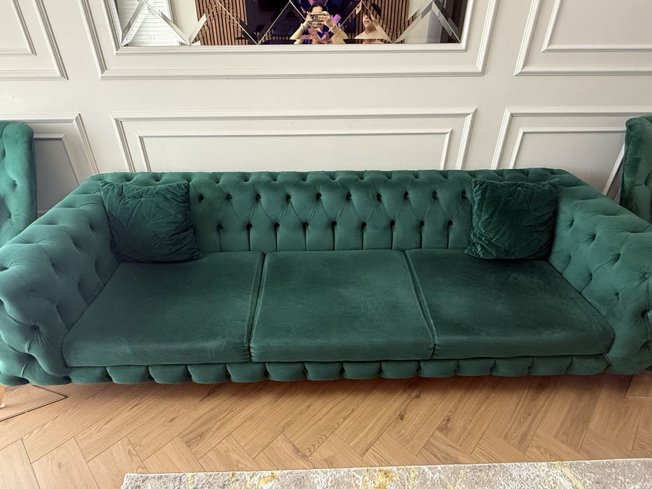 Canapea  4 locuri + 2 fotoli chesterfield