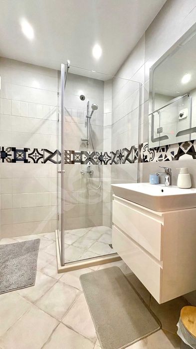 Продава се Тристаен апартамент в Пловдив, Каменица 1 - 110 кв.м за 3014 €/кв.м - Снимка #11