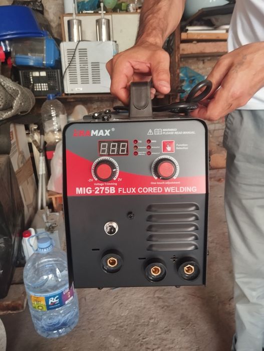 Svarichniy aparat 220 volt Pol Avtamat birga ERAMAX