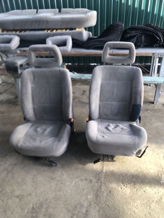 Продам сидение Ауди 100 с4